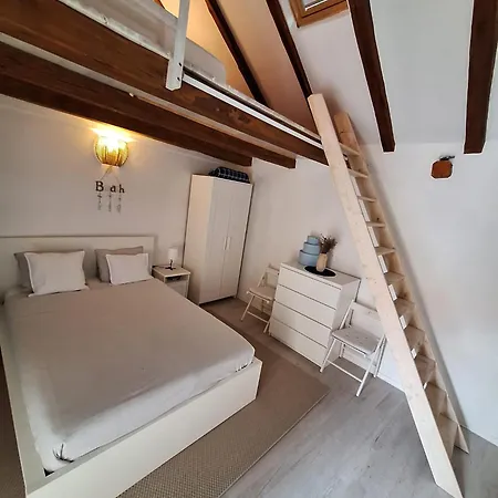 Casa de Férias Casa Rustica Sukošan